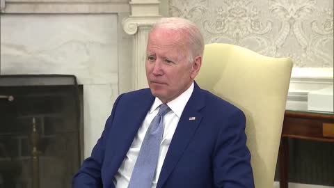 Biden Stares Blankly As Reporters Hurl Questions at Him