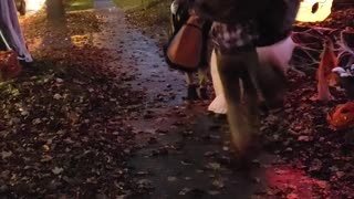 Trick-Or-Treater Caught off Guard