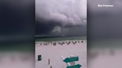 Water spout in Florida turns heads