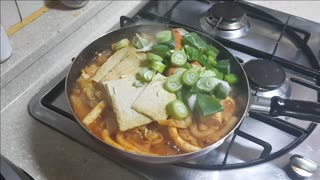 Add ingredients for Tteokbokki