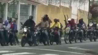 Video de hombres armados en Venezuela