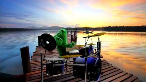 Drummer on the dock of the bay