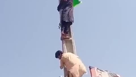 AFGAN PEOPLE TRYING TO ESTABLISH NATIONAL FLAG