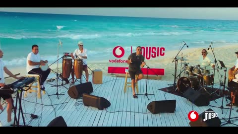 اغنية #يوم_تلات من Vodafone MUSIC 🌊🎶Amr Diab