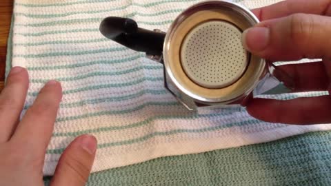 How to Clean & Care for your Moka Pot (Tutorial)