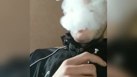 I'm at home alone, I'm smoking a smoky hookah