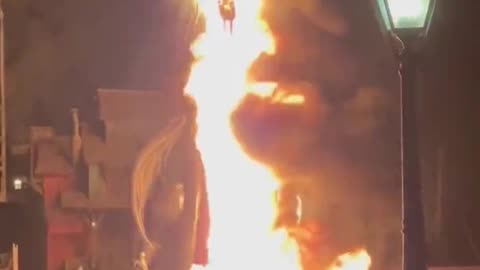 Tom Sawyer Island at Disneyland catches fire