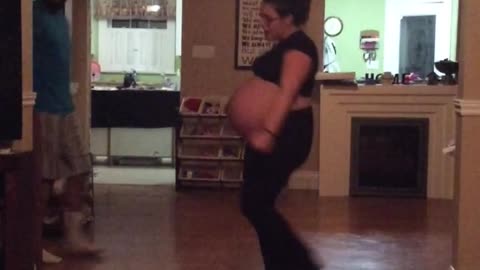 Pregnant Lady Dancing To ‘Do That Baby Mama’