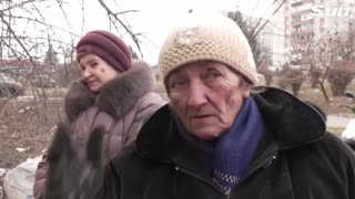 Ukrainian civilians flee homes during fierce fighting in Ukraine's Bakhmut