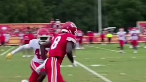 Crisp Route and Catch by Kansas City Chiefs Justyn Ross | #shortsvideo #shorts #nfl