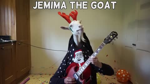 Guitar-playing goat plays flawless 'Jingle Bells' cover