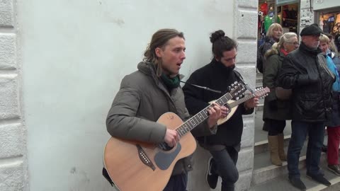 Smoke get in your eyes buskers. Venice Italy Masked Carnival 2018