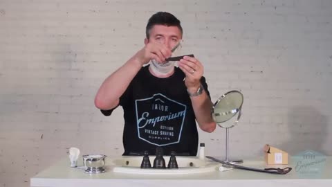 Try Straight Razor WetShave Kit Tutorial: 208 Gold Dollar for Beginners