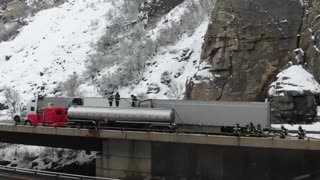 Crashed tanker spills thousands of gallons of fuel in Colorado