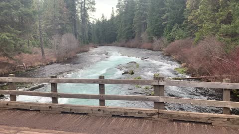 River Views From Bridge, Both Directions – Metolius River – Central Oregon