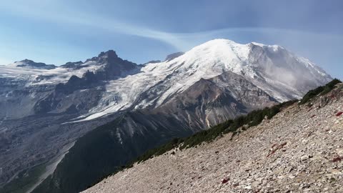 THE INCREDIBLE White River Basin Framed by ABSOLUTELY SPECTACULAR Mount Rainer! | 4K | Washington