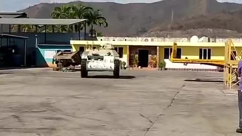 Despite the western blockade of Venezuela: armored personnel carrier, recovered.