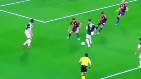 Ronaldo +dribbling goal perfect in football