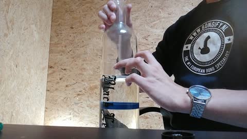 Gravity Bong / Bucket Bong