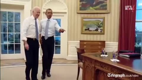 Barack Obama and Joe Biden in White House workout