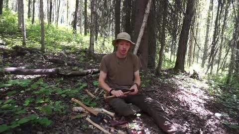 Bushcraft Skills: 7 Useful Things You Can Do With A Hatchet
