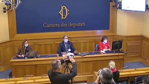 Roma - Costituzione sospesa - Conferenza stampa di Sara Cunial