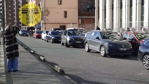 Los taxistas bloquean Francia contra la nueva ley de transporte sanitario