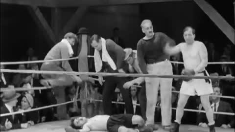 Charlie chaplin boxing online funny