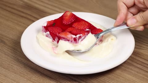 Nice Strawberry Dessert 😎👍