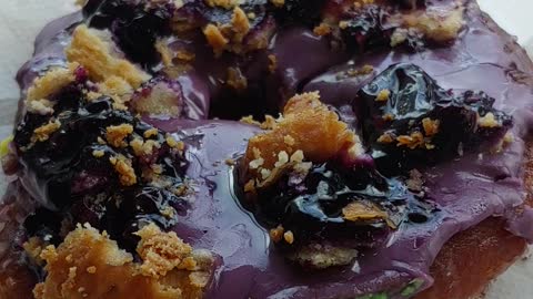 Blueberry Crumble Donut