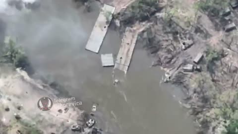 The same pontoon bridge in Belogorovka was knocked down by the Ukrainian army