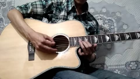 Queen - Bohemian Rhapsody - Acoustic Guitar Solo