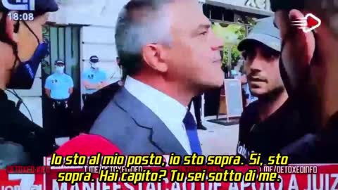 Portogallo – Magistrato “negazionista” Rui FONSECA E CASTRO contro le cariche della polizia.