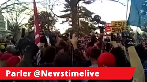 Patriots Surround the White House #MarchForTrump March For Trump