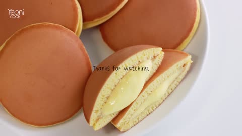 Easy and Quick Japanese Pancakes Doriyaki / Filled with Soft Custard