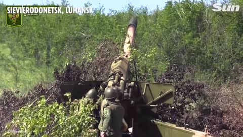 Pro-Russia militiamen fire shells at besieged Luhansk city 0 Likes