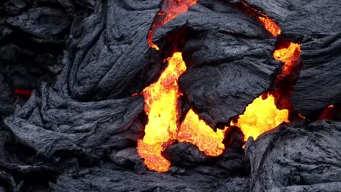 Iceland volcano erruption today look people were not afraid