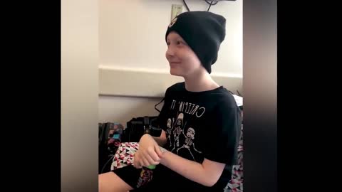 🤩😮 Kid With Cancer Gets Great News From Nurses 🤩😊