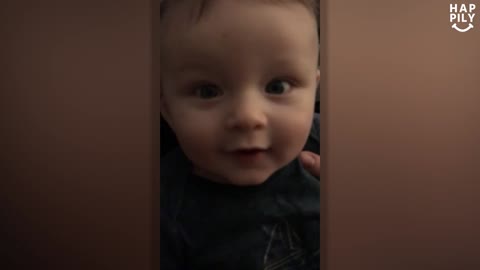 Baby Refuses To Say Mama - Insists On Saying Dada!