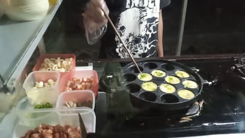 Jajanan Indonesia...takoyaki street food