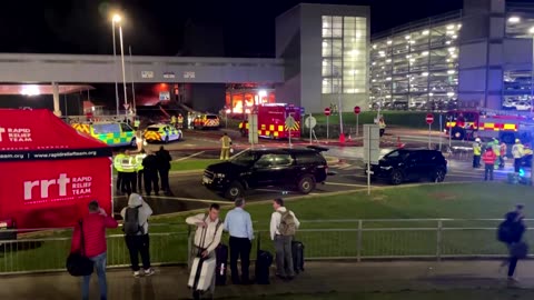 Luton airport suspends flights over car park fire