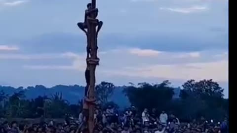 seconds of lightning striking climbing tradition