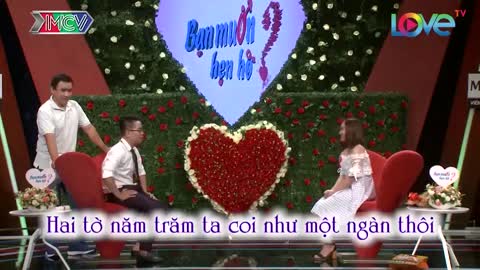 Chàng trai tặng dép tổ ong màu hồng vì muốn “nâng niu đôi chân bạn gái“ trong “Bạn muốn hẹn hò“