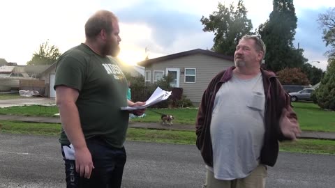Pedophile Claims Talking To Kids Is His "Free Speech," Then Gets Arrested In Front of Crazy Aunt (Halsey, Oregon)