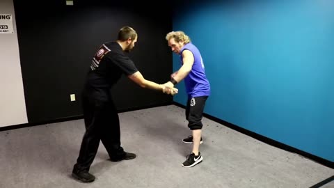 Master Knife Fighting: Street Edged Weapons Part I