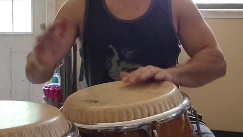 Conga - Playing Solo