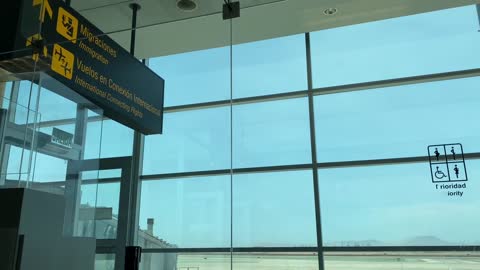 🇵🇪✈️[HD] Anuncio Aeropuerto Lima, avisos sonoros de precauciones automáticos en el Jorge Chávez