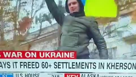 Ukrainian doing Nazi salute on “liberated” Kherson, aired by cnn