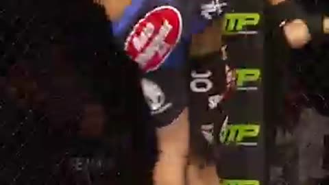 A bonus WORTHY knockout from Max Holloway! 📅