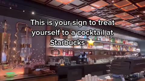 Fun fact Starbucks reserve has cocktails 🤩 #viral #starbucksreserve #starbucks #cocktails